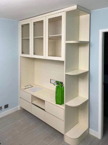 Functional Living Room Cabinetry