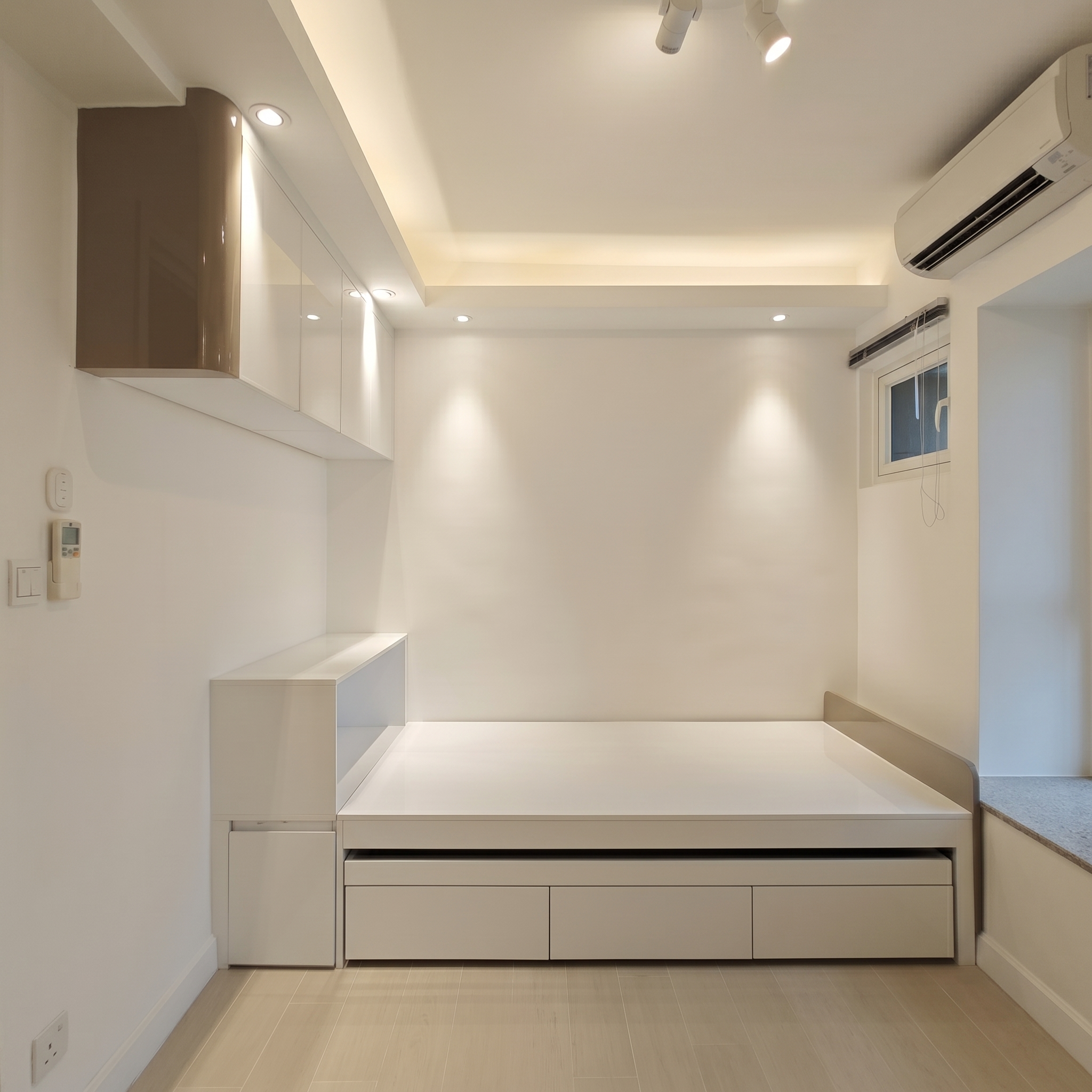 Custom bunk bed in a Discovery Bay bedroom
