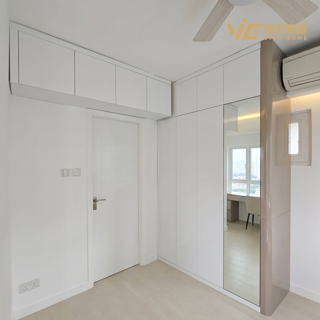 custom-wardrobe-design 12 Tseung Kwan O integrated wardrobe and study workstation unit